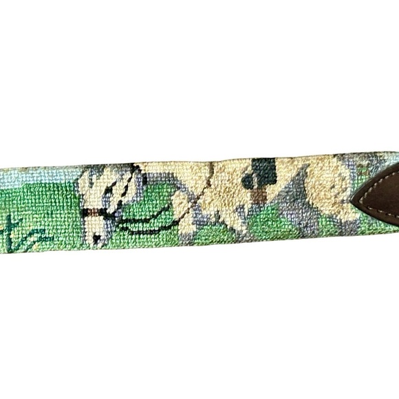 Needlepoint Equestrian Hunt Scene Belt with Solid Brass Buckle – Size 28.5 - Picture 2 of 9